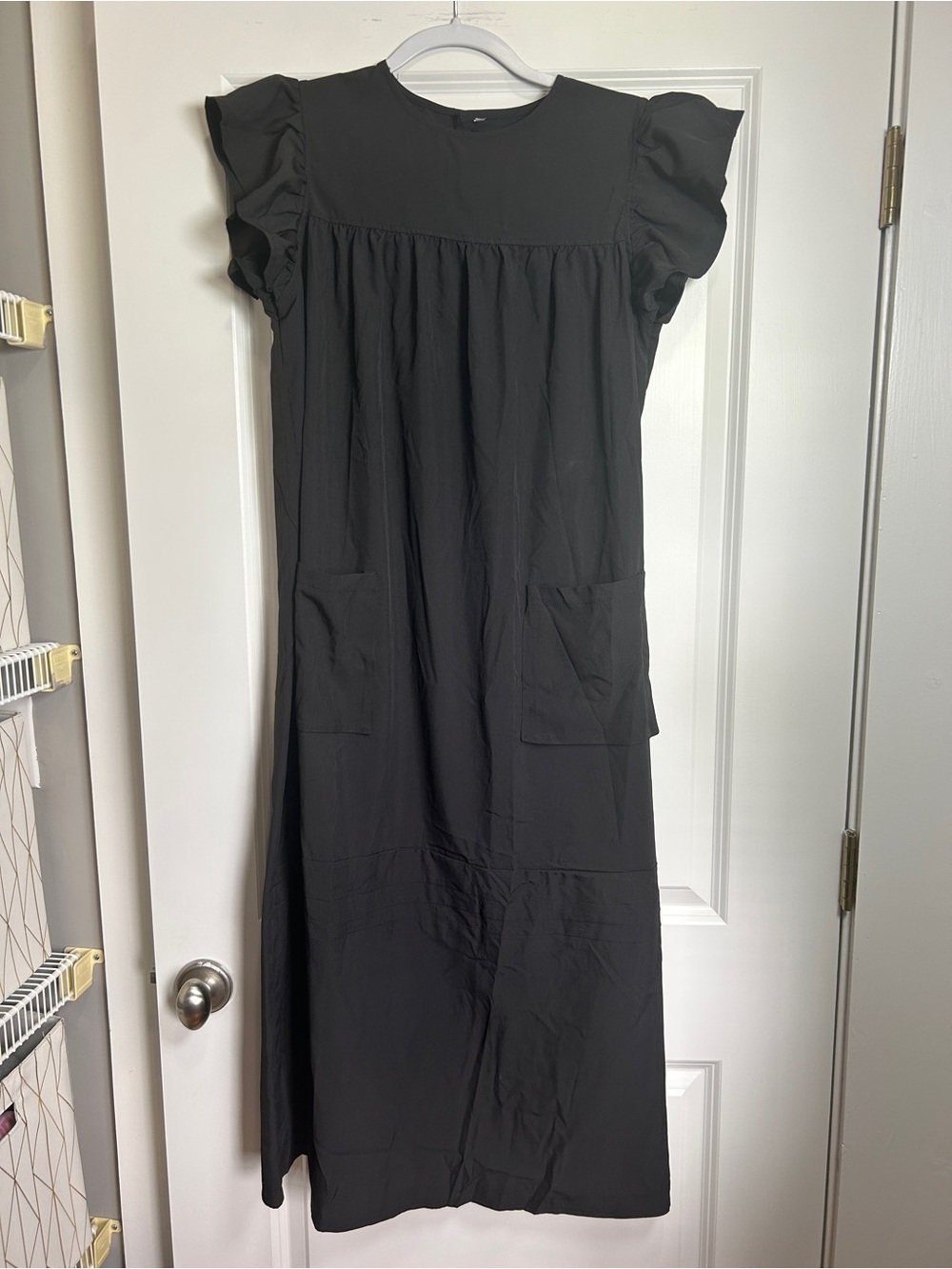 Women’s Black Ruffle Sleeve Midi Dress